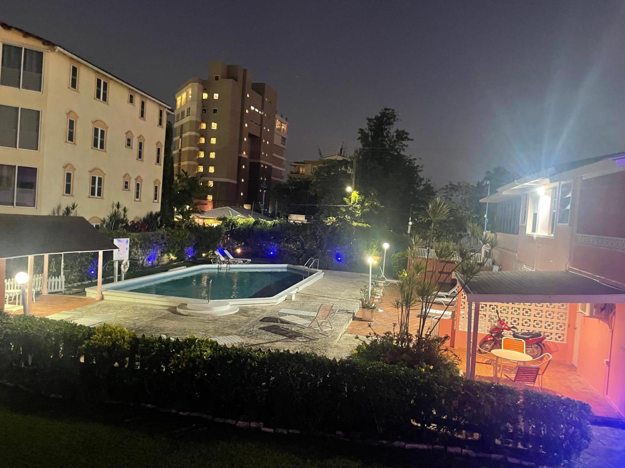 The Monteray Hotel ไครสต์เชิร์ช ภายนอก รูปภาพ